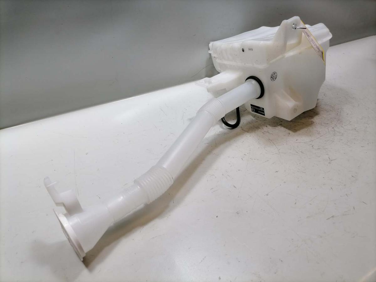 Mitsubishi Eclipse Cross original Scheibenwaschbeh&auml;lter vorn mit Pumpen Bj.2023